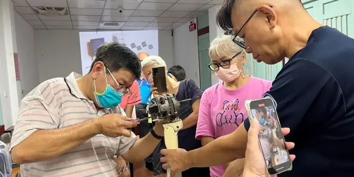 曾文社區大學響應聯合國永續發展目標  開設「簡易家電修護DIY班」圖片
